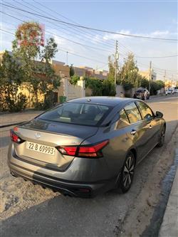 نیسان ئەلتیما